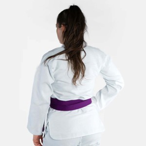 Uniformes Gi Jiu Jitsu pour femmes de haute qualité, confortables et durables, parfaits pour l'entraînement et les compétitions - Product Image 4