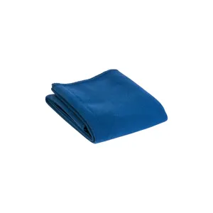 Set Promozionale Personalizzato con Asciugamano in Microfibra e Gadget in Bustina - Product Image 1