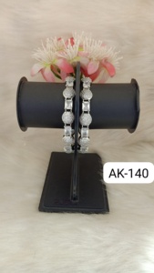 ชุดกำไลข้อมือโฆษณาอินเทรนด์สำหรับผู้หญิงเครื่องประดับแฟชั่นทำมือสำหรับงานปาร์ตี้ของเจ้าสาวและของขวัญที่ต้องมีสำหรับโอกาสพิเศษ - Product Image 6