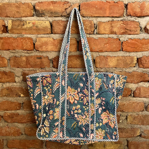 Sac à bandoulière en coton matelassé imprimé floral avec doublure en toile écologique sac à provisions de nuit à la mode - Product Image 1