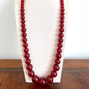 Collier en résine perlée élégant haut de gamme pour femmes Modèle écologique Style ange Mode Nouveau tendance Sophistiqué - Product Image 1