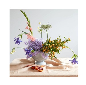 Le plus récent pot de vase à fleurs en métal décoratif utilisé pour la maison et le jardin Pot de jardinière taille personnalisée fait à la main en gros en vrac - Product Image 4