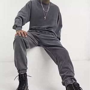 Trajes Deportivos para Hombre de Alta Calidad con Lavado Ácido, Logotipo Personalizado Bordado, Estilo Moderno, Lavado a la Piedra - Product Image 1