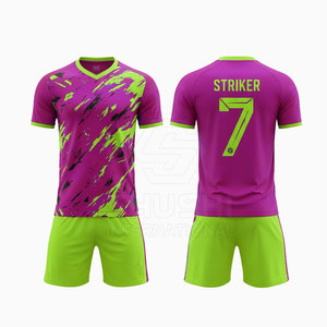 Camiseta Deportiva Unisex de Manga Corta con Cuello Redondo, 100% Poliéster, de Secado Rápido, de Alta Calidad, con Estampado Digital y Corte Automatizado, al por Mayor para Adultos - Product Image 3