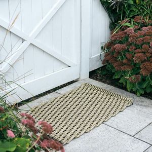 Felpudo Ecológico de Cuerda Hecho con Fibras Naturales, Ideal para Hogares Sostenibles, Áreas de Entrada y Entradas Elegantes - Product Image 3