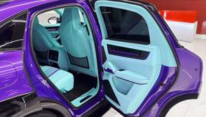 Alerte de baisse de prix 2025 Porsche Cayenne Turbo GT Magnum - Product Image 5