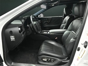 Lexus LS 500 Base 2018, Volante a la Izquierda, Emisión Euro IV, 5 Plazas - Product Image 3