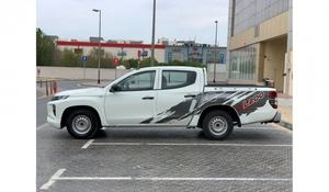 L200 2023-2024, camion d'occasion en cuir, transmission intégrale, régulateur de vitesse adaptatif, 6 cylindres, caméra arrière 360°, 5 places - Product Image 2