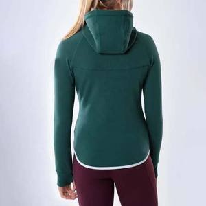 Sweat à capuche pour femme en couleur unie d'hiver avec logo personnalisé Nouveau design Sweat à capuche pour femme en couleur personnalisée - Product Image 5