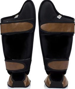 Espinillera de Cuero Fairtex para Muay Thai y Kick Boxing - Protección Profesional, Protector de Piernas Personalizado - Product Image 4