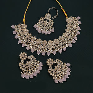 Conjunto de collar de Gargantilla chapado en oro de lujo con piedras austriacas brillantes perfecto para saris, lehengas y vestidos - Product Image 4