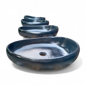 Lavabo de baño de terrazo de cemento de hormigón negro hecho a mano, lavabo de tocador de un solo orificio para uso en Hotel, diseño de encimera duradero - Product Image 2