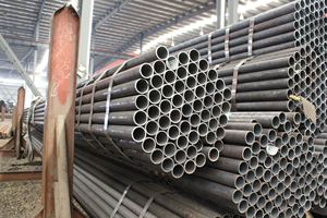 ISO9001 Сертифицированный <span class=keywords><strong>ASTM</strong></span> <span class=keywords><strong>106</strong></span> <span class=keywords><strong>Grb</strong></span> 1020 300 мм 325 мм OD горячекатаная бесшовная труба из углеродистой стали API конструкция трубы применение - Product Image 4