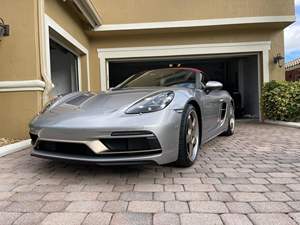 Ventes aux enchères à succès 2021 718 Boxster 25 Years Edition - Product Image 1