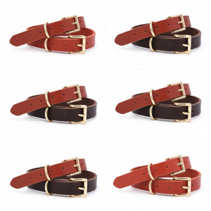 Collar de cuero elegancia sofisticada en accesorio de cuero para mascotas de Divine International - Product Image 4