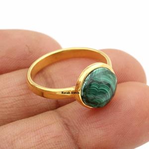 Anillo Nuevo de Plata de Ley 925 con Bisel Eternity de Malaquita Verde de 10 mm, Corte de Piedra Lisa, Proveedor Personalizado al por Mayor en Línea - Product Image 6