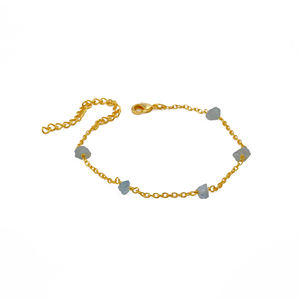 Bracelet de chaîne délicat réglable en plaqué or fait à la main avec pierre naturelle d'aigue-marine brute bijoux de naissance de mars pour femmes - Product Image 4