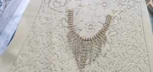 Collier ras du cou en acier inoxydable de style bohème fait sur mesure avec un motif floral et des perles complexes pour les mariages et les fêtes - Product Image 3