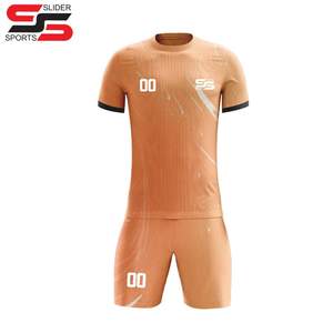 Uniforme de football pour hommes de haute qualité OEM, nouveau design par sublimation, vêtements de sport, uniforme de football pour hommes, maillot de football 2025 - Product Image 1