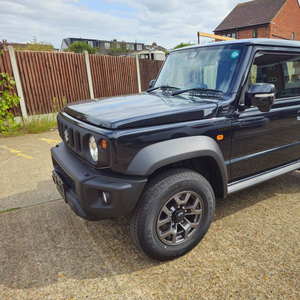 ข้อเสนอพิเศษครั้งเดียวสำหรับรถมือสอง Suzuki Jimny SUV GLX 5 ประตู ปี 2024 รถใช้แล้ว ขับเคลื่อน 4 ล้อ ไมล์น้อย พร้อมส่ง - Product Image 2