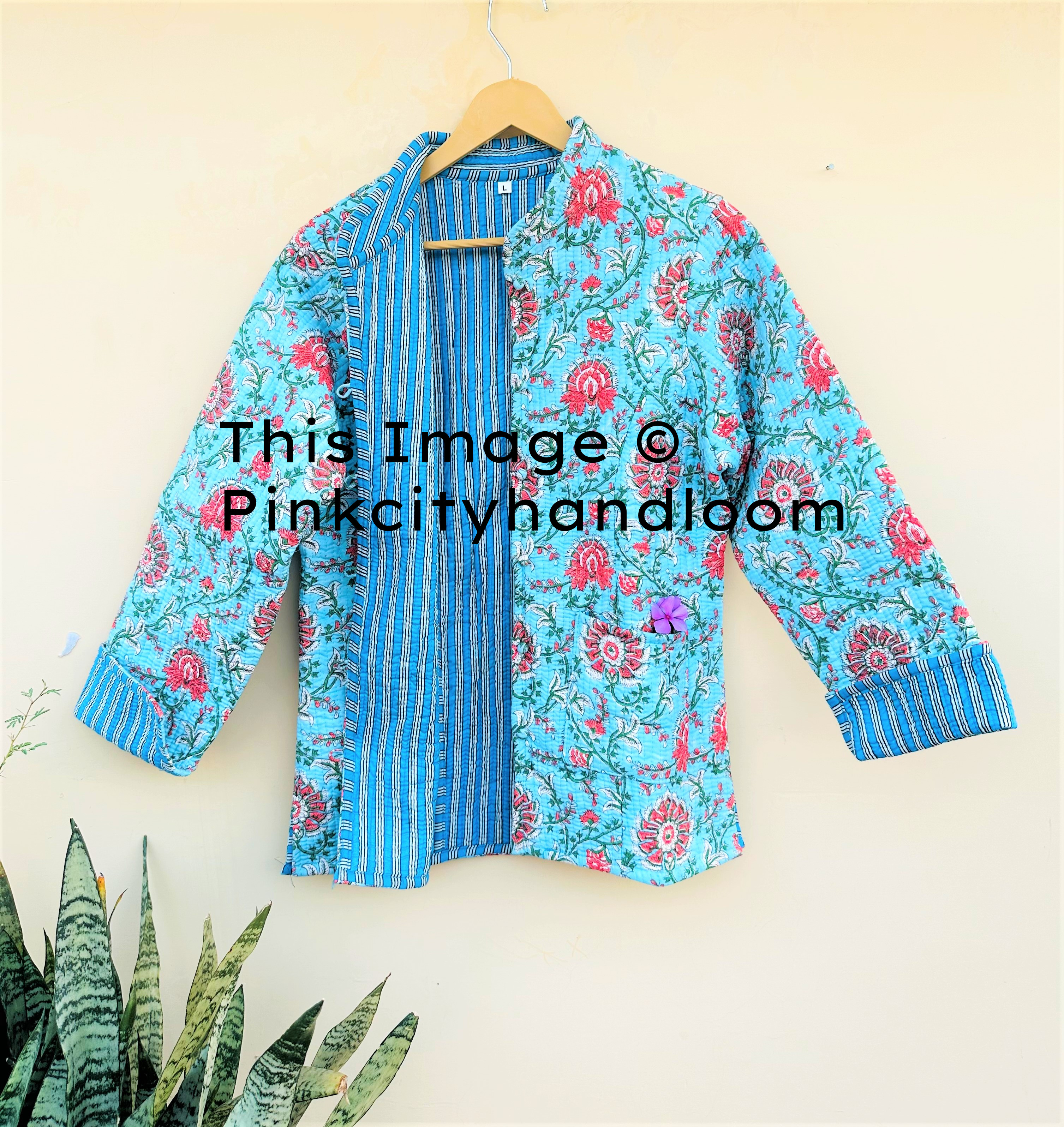 Comme montrent dans l'image