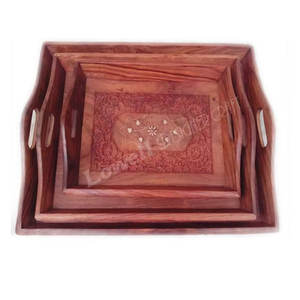 Lot de 3 plateaux de service en bois fabriqués à la main avec incrustation en laiton Ensemble de plateaux gigognes décoratifs pour collations, thé et décoration intérieure - Product Image 1