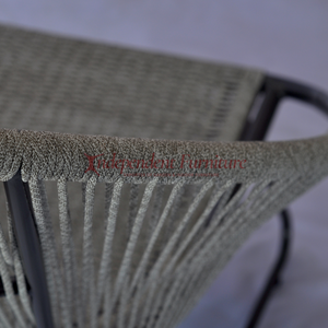 Chaise longue d'extérieur minimaliste et moderne en métal Meubles de jardin imperméables à la mode pour la maison Hôtel Patio Caractéristique durable - Product Image 5