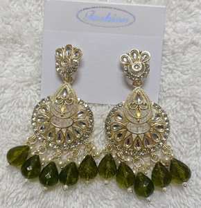 Améliorez vos boucles d'oreilles indiennes de style quotidien pour les femmes qui sont parfaites pour les tenues décontractées sans effort! - Product Image 2