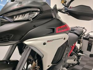 Notre Ducatis Multistradas <span class=keywords><strong>V4</strong></span> Rallye de haute qualité-2024 PRÊT À ÊTRE EXPÉDIÉ DANS LE MONDE ENTIER - Product Image 6
