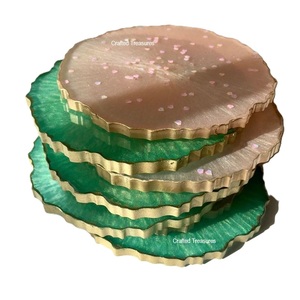 Ensemble de 4 sous-verres et résine décoratifs personnalisés et fabriqués à la main de créateurs pour les restaurants à domicile de l'Inde - Product Image 5