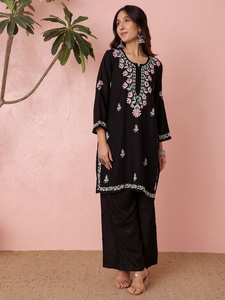 Vestido formal hasta la rodilla de rayón Kurti de primera calidad con patrón sólido bordado Lucknowi Chikan Handwork y Deco - Product Image 3