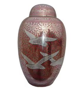 Urnes de souvenir décoratives en aluminium uniques faites à la main pour adultes animaux de compagnie bébés-Vase de table de crémation de cendres funéraires personnalisées-Vente en gros - Product Image 4