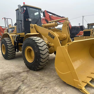 Chargeuse sur pneus Caterpillar CAT 966G 966H 966L modèle 2022, état impeccable, peu utilisée, à vendre à prix abordables - Product Image 1