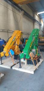 รถเครนไฮดรอลิกสำหรับเดินเรือสภาพใหม่4ตันพร้อมปั๊มแบริ่งมอเตอร์เกียร์สำหรับการก่อสร้างเรือ - Product Image 5