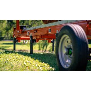 Scierie mobile LT15WIDE à bande large, portable, avec capacité de charge de 2001 à 3000 kg pour la coupe de grands bûches et de dalles – Édition USA - Product Image 3