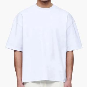 Camisetas de Corte Regular con Estampado, Cuello Redondo y Logotipo Frontal, Tejido de Poliéster/Algodón Ecológico, 200 Gramos de Peso - Product Image 2