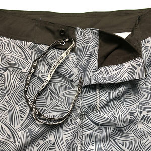 กางเกงขาสั้นสไตล์สตรีทแวร์ทรงหลวมลายพรางของผู้ชาย | บาสเก็ตบอลโรงเรียนเก่าจ็อกเกอร์และเทรนนิ่ง | ดีไซน์ลายป่าทุกข์ - Product Image 4