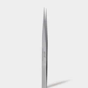 Pince à épiler Vetus SS-SA (forme en I) en acier inoxydable argenté, pointe de précision en fibre pour cils, modèle Fiber Tips - Product Image 1