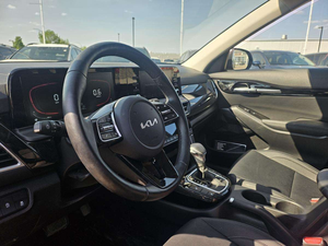 Kia Seltos EX 2025, transmission CVT à transmission intégrale, moteur I-4 2.0 /122 L à essence régulière - Product Image 6