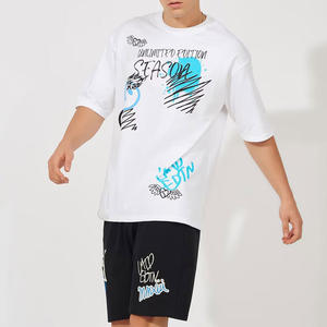 2025เสื้อยืดและกางเกงขาสั้นถักสีพื้นสำหรับผู้ชายชุดลำลองสองชิ้นสำหรับฤดูร้อน - Product Image 3