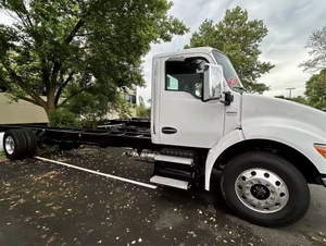 Meilleur!! Tracteur routier poids lourd longue portée 6x4 avec cabine couchette diesel pour le transport de marchandises en vrac - Product Image 4