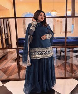 Party Wear Top Sharara Dupatta para mujer Seda Georgette Bordado - Product Image 1