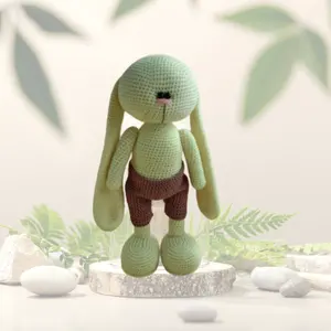 사랑스러운 수제 크로 셰 뜨개질 기린 아기 동물 Amigurumi 크로 셰 뜨개질 봉제 완구 도매 가격 및 하이 퀄리티