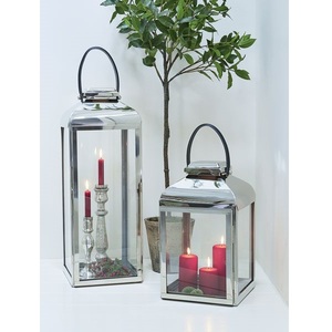 Lanterne en métal attrayante de meilleure qualité conception unique à la main finition brillante argentée et lanterne finie enduite de poudre blanche - Product Image 3