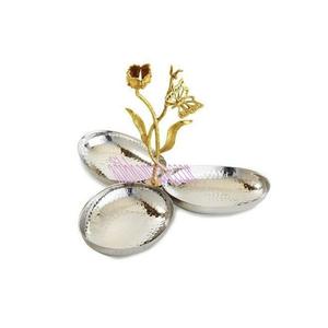 Bol double en métal avec poignées en forme d'animaux dorés, sculpture de deux chiens dorés sautants - Product Image 5