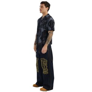 Royal Twin Wide Leg Homme Jeans Deep Indigo Résine traitée 26 Ouverture inférieure avec broderie dorée et rivets personnalisés - Product Image 4