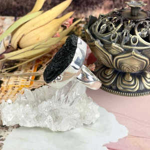 Anillo de diamante Herkimer de moldavita cruda, joyería de piedras preciosas de declaración de plata esterlina para ella - Product Image 6