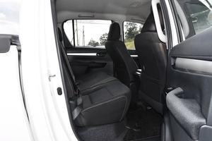 Toyota Hilux Double Cab d'occasion 2020, conduite à droite, toutes options - Product Image 3