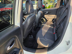 Voiture d'occasion de qualité abordable, Jeep Renegade édition Justice 2016, conduite à gauche - Product Image 4
