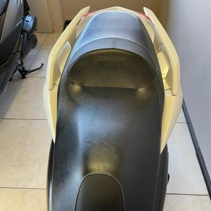 Scooter à essence Yamaha X-Max 300 ABS - Product Image 3